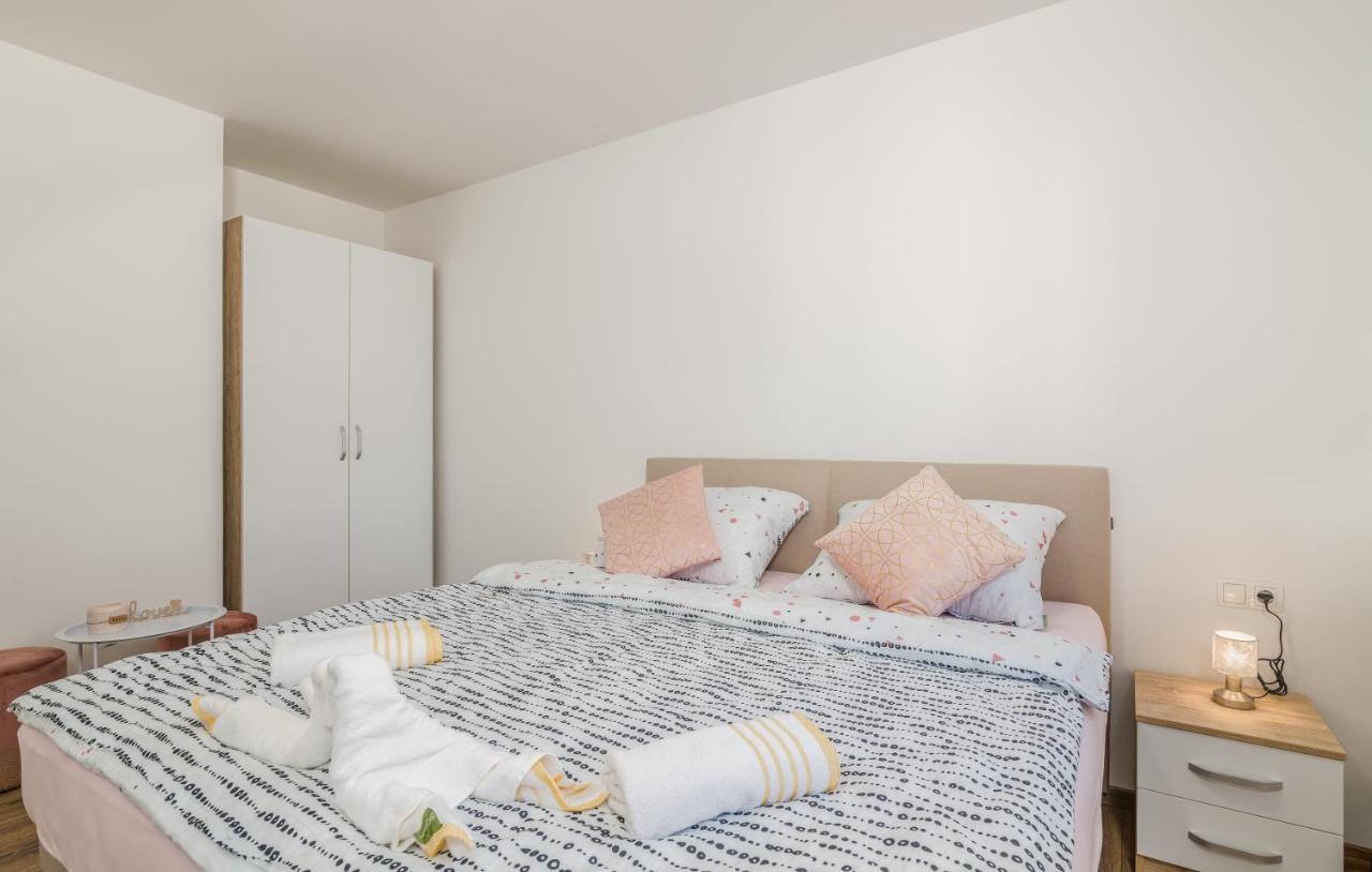Apartments Sunrise Krk Krk Town Luaran gambar